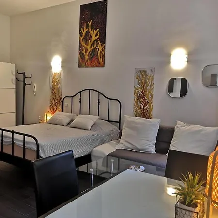 Apartment Venture Marseilles